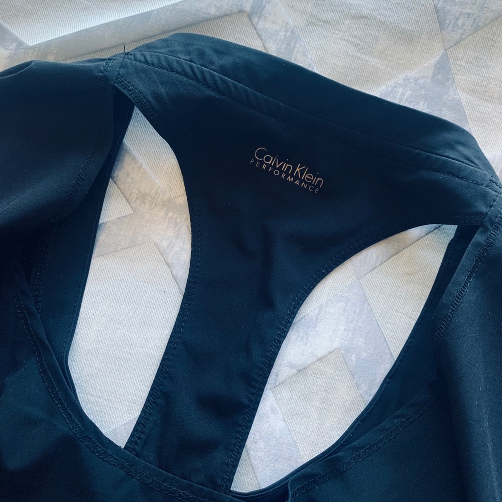 |Calvin Klein| Performance Top - Picture 4 of 5